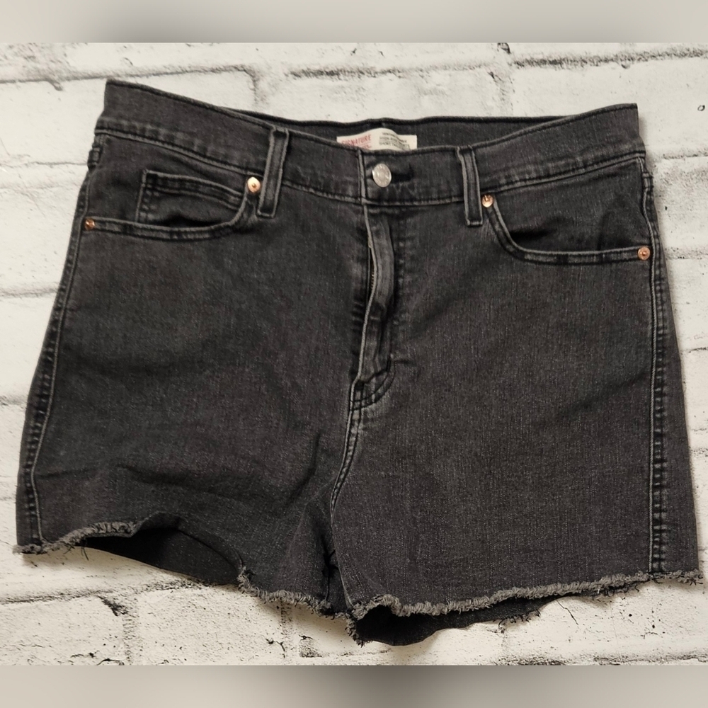 Signature by Levi Strauss Women’s Black Denim Cutoff Jean Shorts Size 31